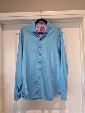 Men's Sky Blue Casual Button-Down Shirt with Contrast Trim